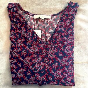 Women’s floral blouse- brand new, never worn